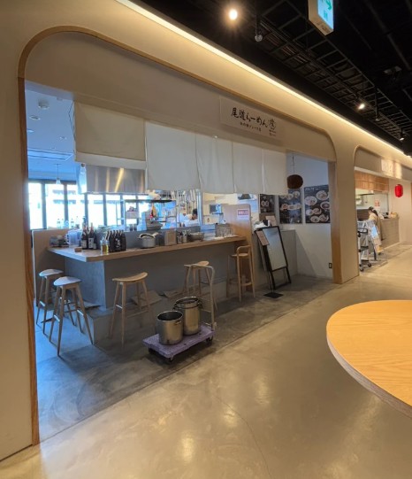 尾道らーめん燈 杜の街グレース店 外観